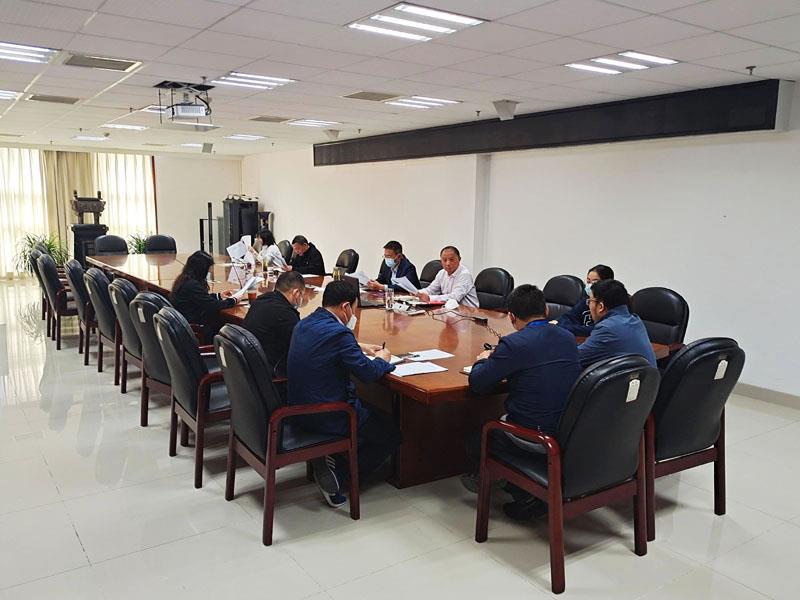 集團(tuán)召開重點工作調(diào)度會場景2.jpg 集團(tuán)召開重點工作調(diào)度會場景2.jpg